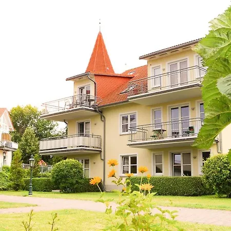 Helle Mit Zwei Separaten Schlafzimmern Und Blick Vom Balkon Zum Salzhaff