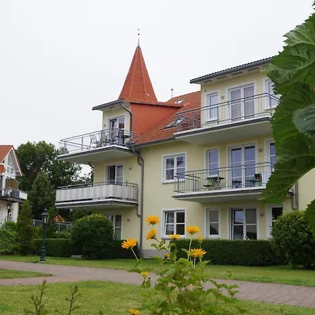 Helle Mit Zwei Separaten Schlafzimmern Und Blick Vom Balkon Zum Salzhaff Rerik